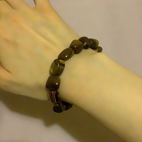 πTigerβs Eye Stone Bracelet. π - Picture 2 of 8